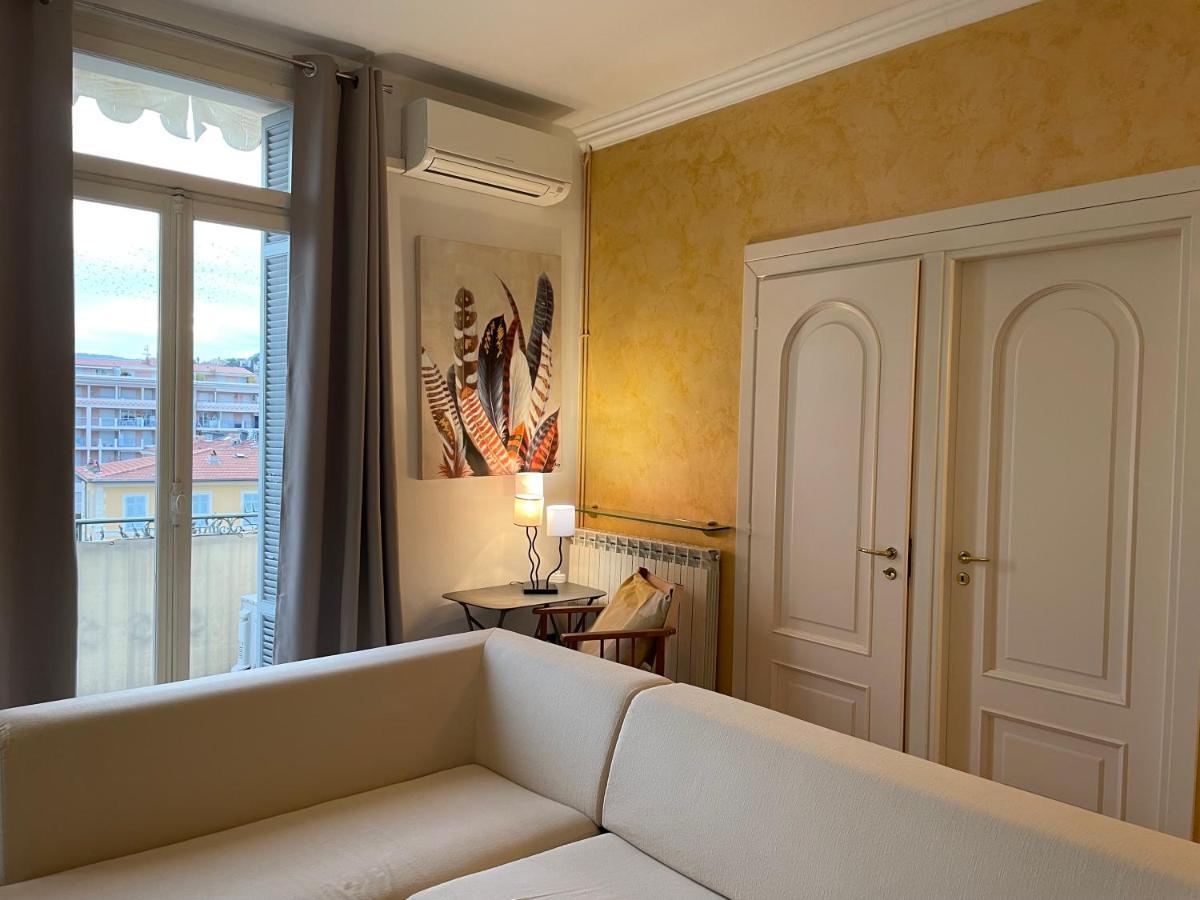 Menton Centre Vue Imprenable Sur Mer Et Jardin Bioves Luaran gambar