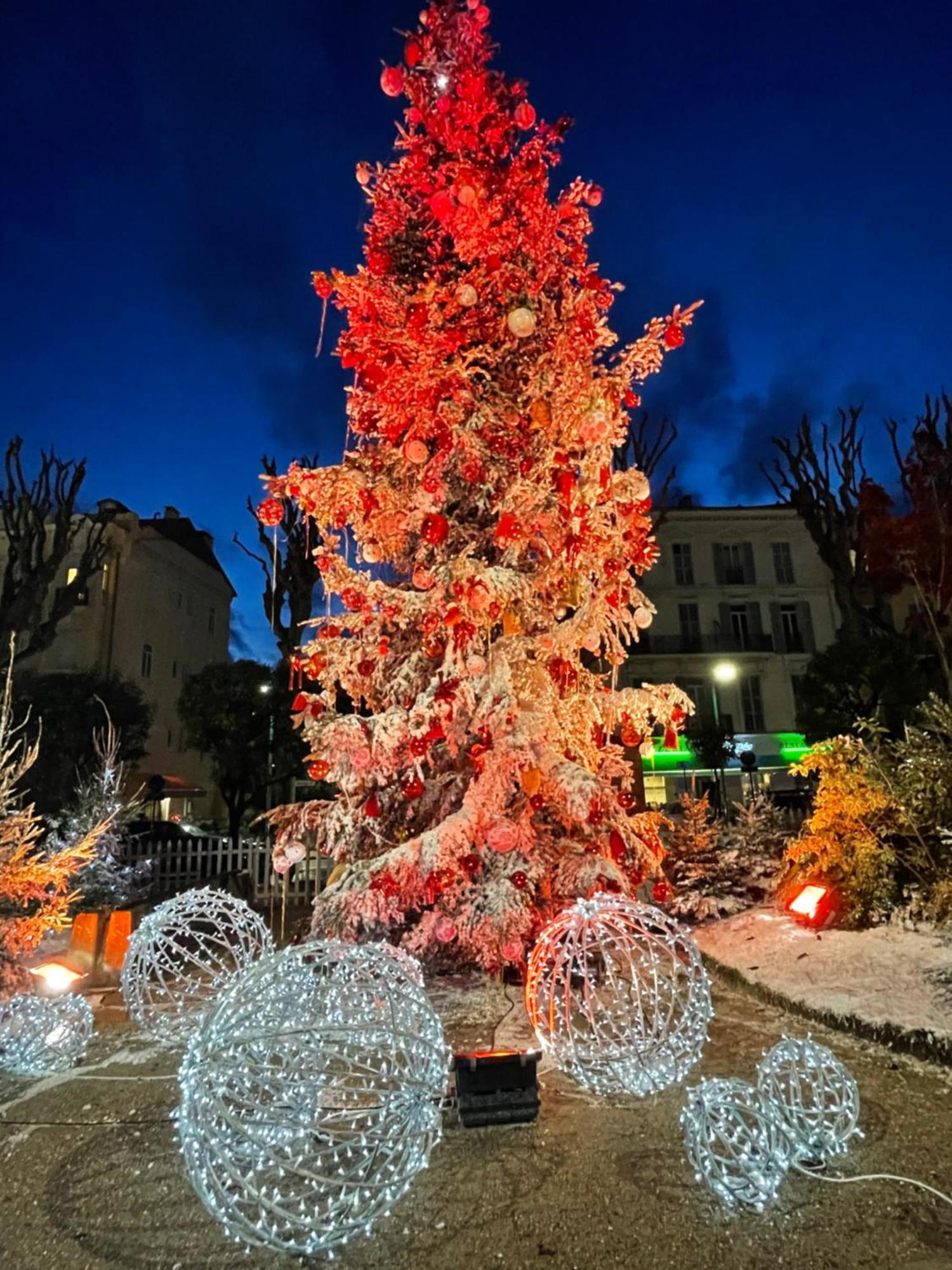 Menton Centre Vue Imprenable Sur Mer Et Jardin Bioves Luaran gambar
